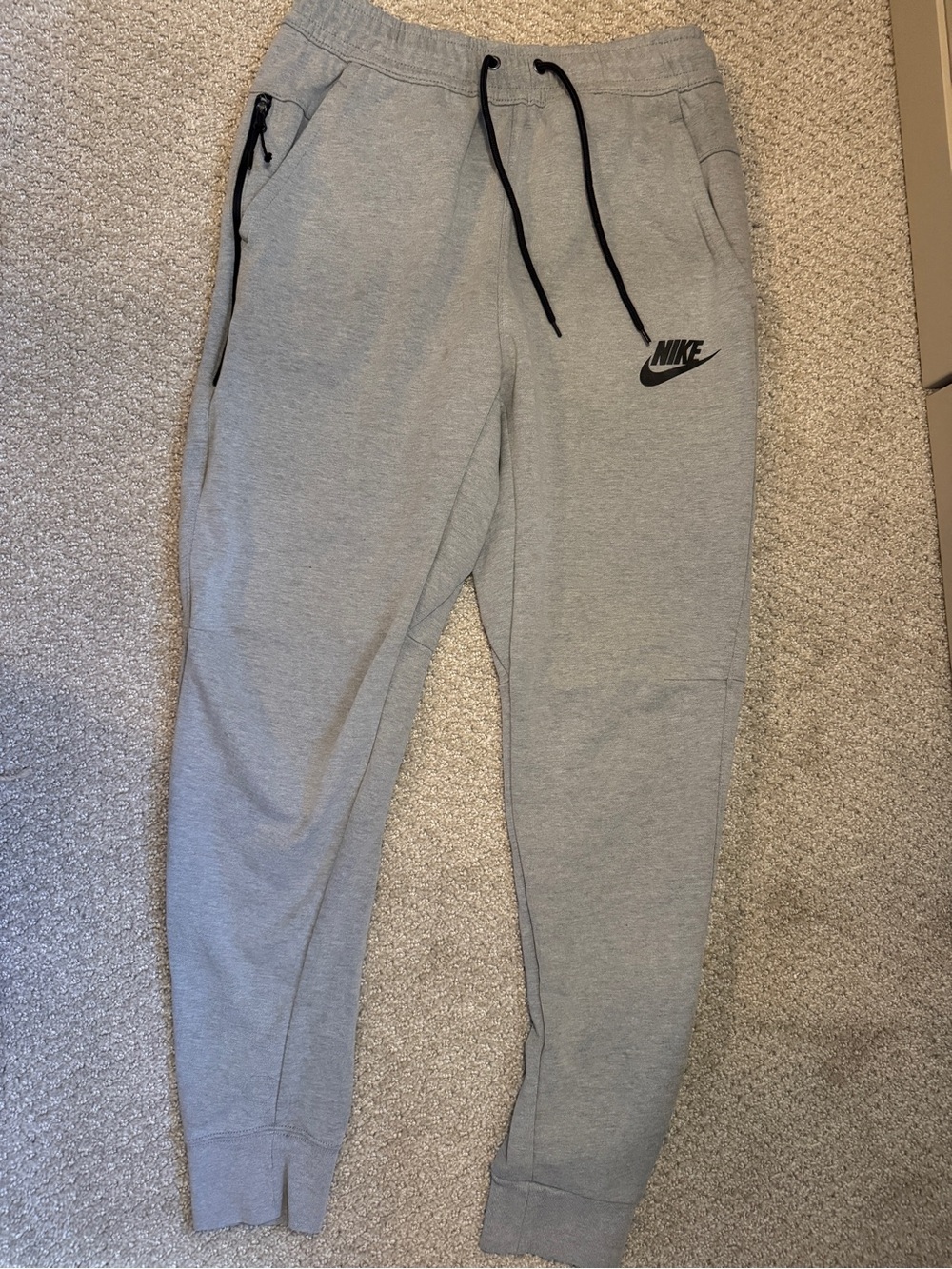 Nike Gray Men's Fleece Joggers with Black Details